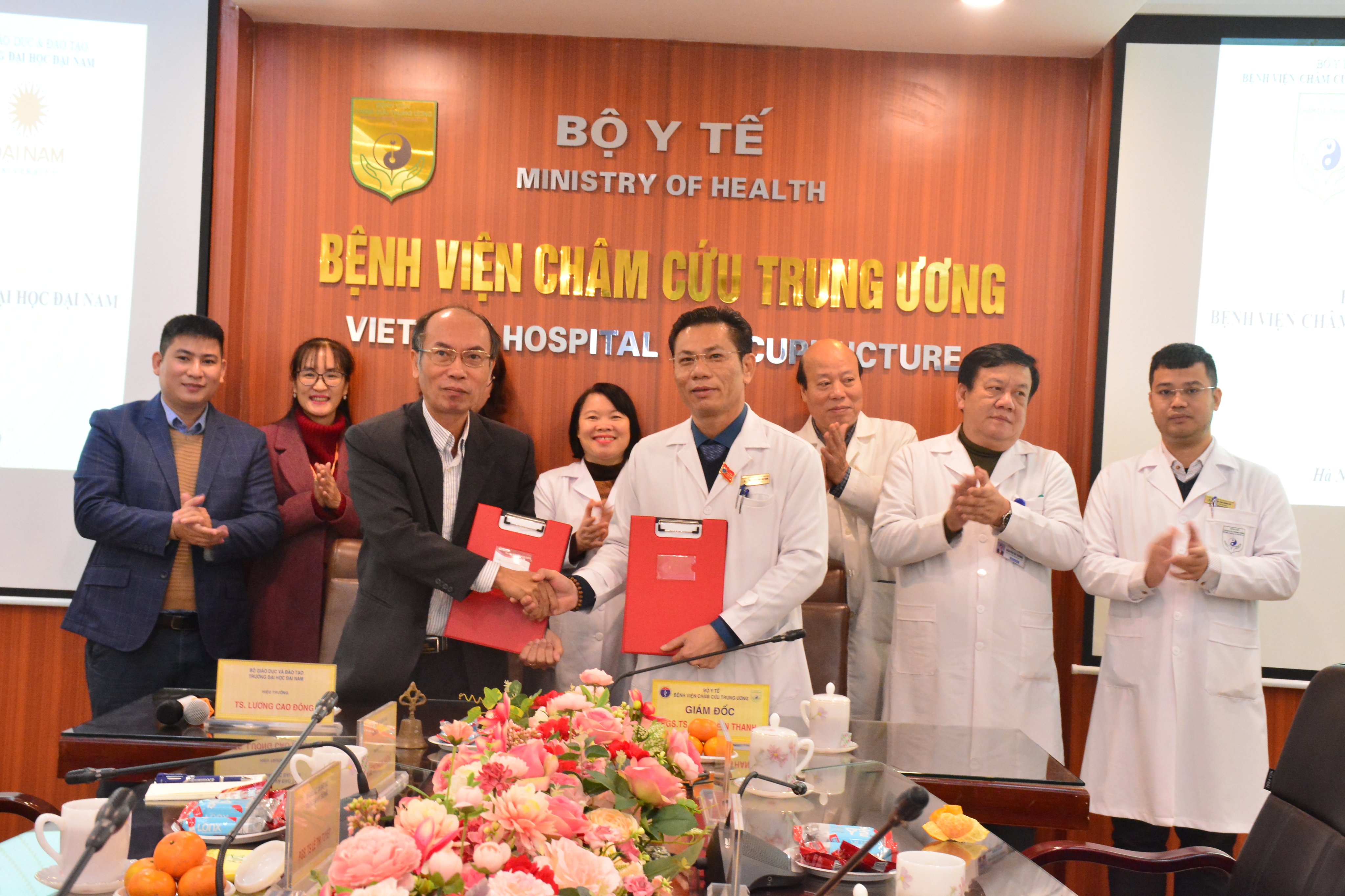Lễ ký kết Hợp đồng hợp tác của Bệnh viện Châm cứu Trung ương và trường Đại học Đại Nam