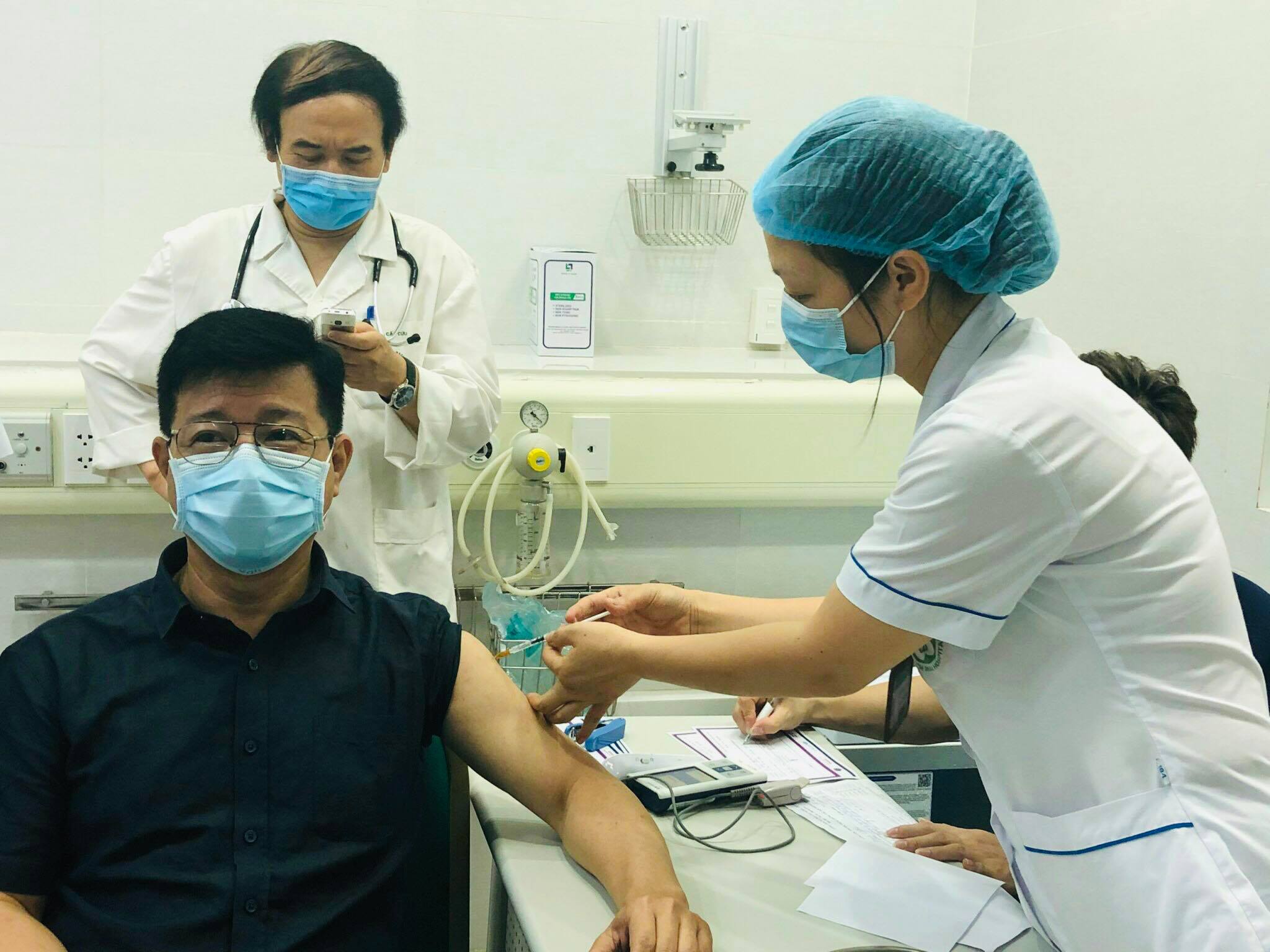 Hơn 747.800 người Việt Nam đã tiêm vắc xin COVID-19, ghi nhận 16% phản ứng thông thường sau tiêm