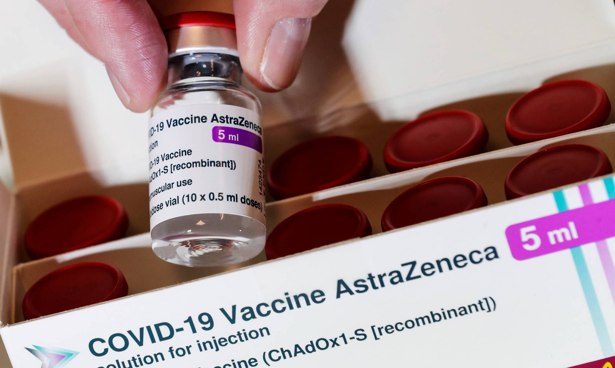 Bộ Y tế: Trừ Pfizer, không được tiêm vắc xin loại khác cho người đã tiêm AstraZeneca