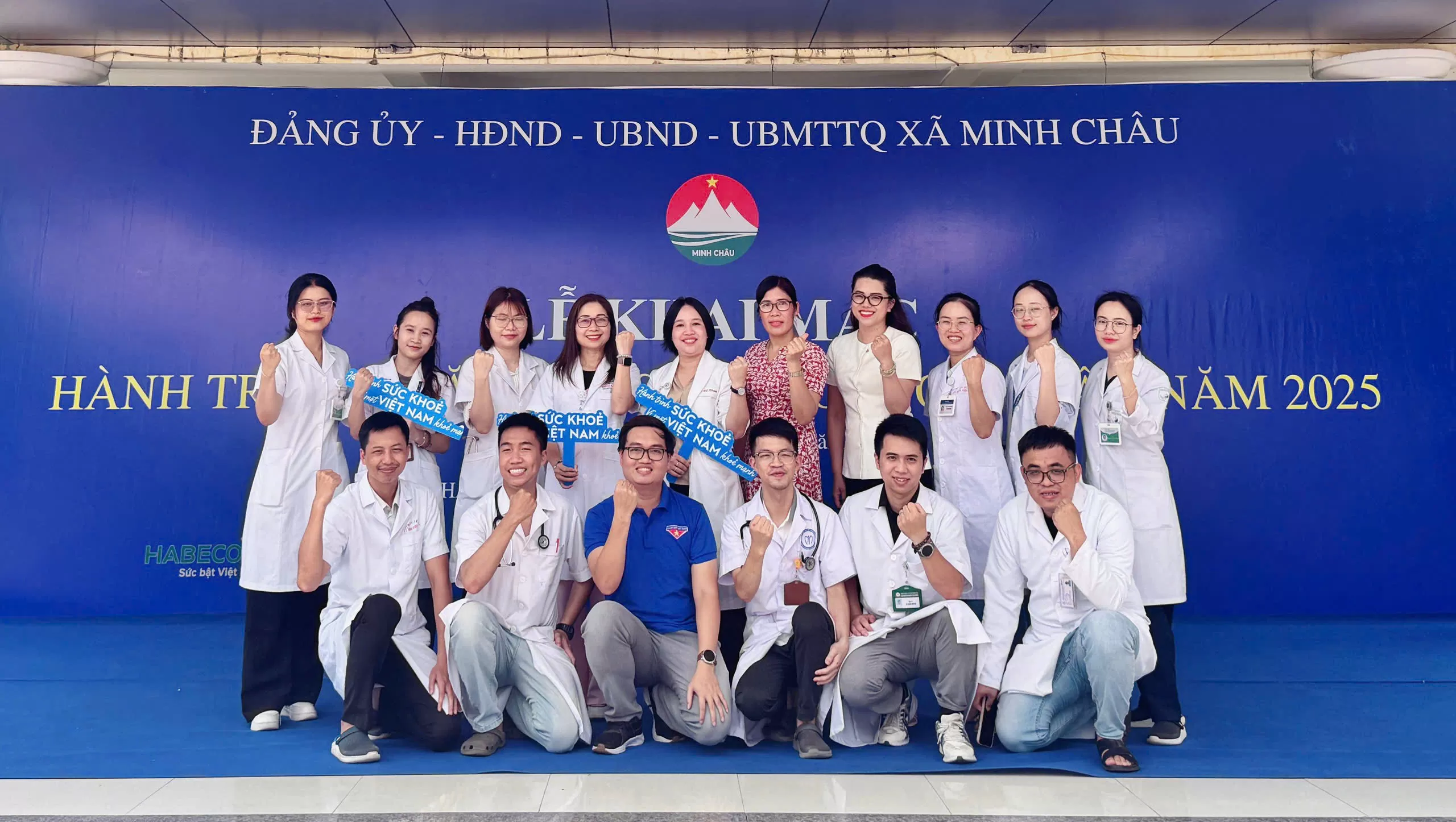 Bác sĩ trẻ Bệnh viện Châm cứu Trung ương vươn mình trong kỉ nguyên số -  tình nguyện vì sức khỏe cộng đồng 2025