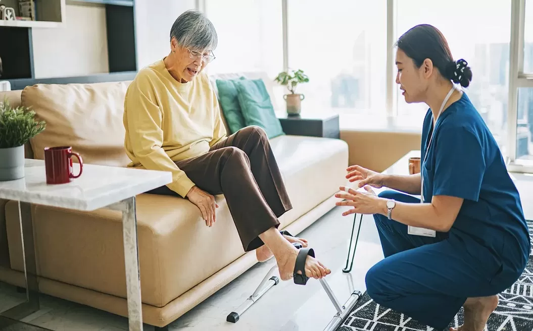 Phục hồi chức năng sau đột quỵ: Khoảng thời gian vàng, phương pháp và những điều bạn cần biết