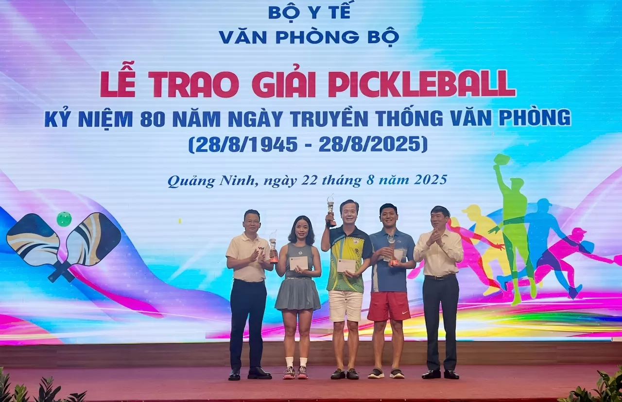 Bệnh viện Châm cứu Trung ương vô địch tại Hội thao Chào mừng 80 năm Ngày truyền thống Văn phòng Bộ Y tế