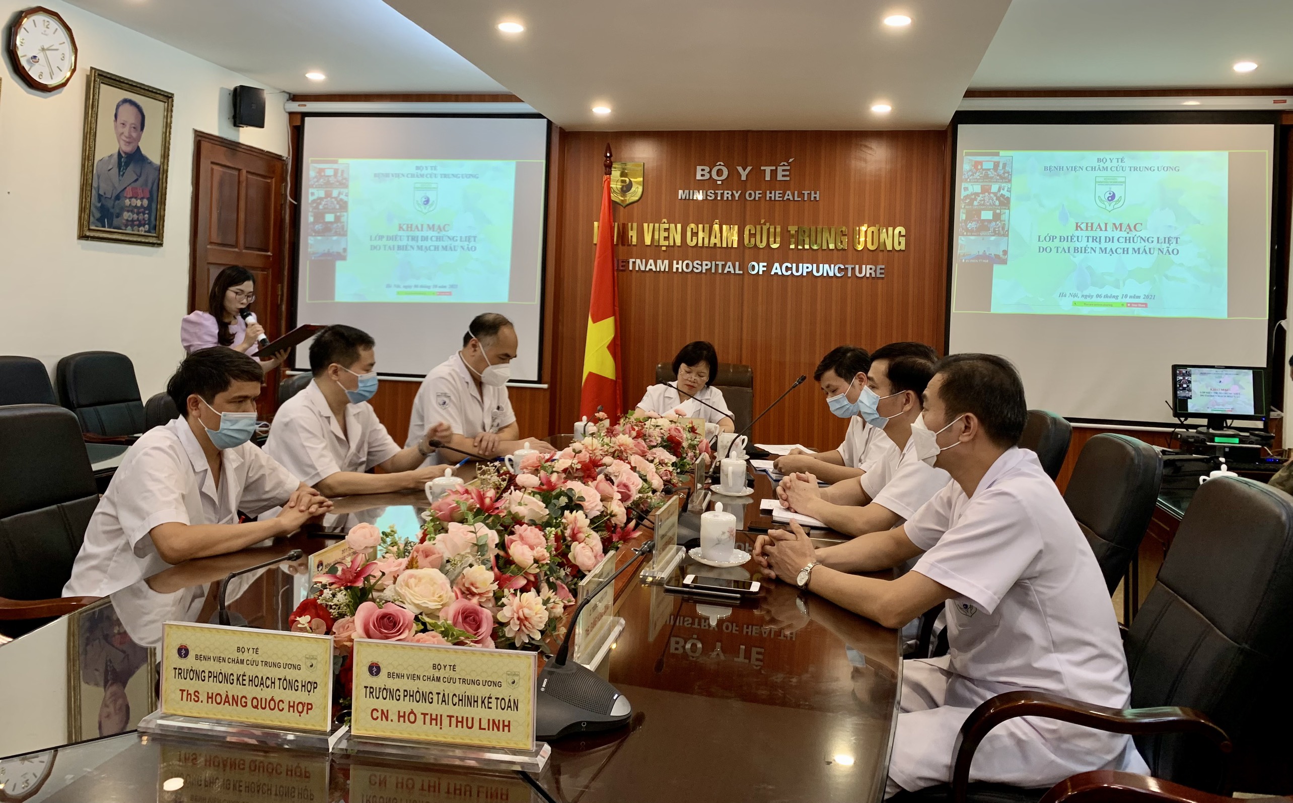 Chuyển giao kỹ thuật trực tuyến điều trị di chứng liệt do tai biến mạch máu não