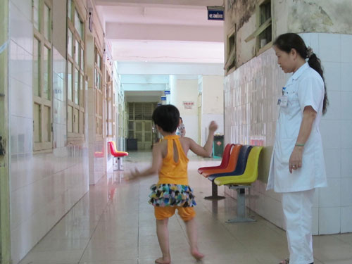 ĐÁNH GIÁ KẾT QUẢ PHỤC HỒI CHỨC NĂNG  VẬN ĐỘNG THÔ VÀ MỘT SỐ YẾU TỐ LIÊN QUAN Ở TRẺ BẠI NÃO TỪ 2 – 6 TUỔI TẠI BỆNH VIỆN CH M CỨU TRUNG ƯƠNG NĂM 2018