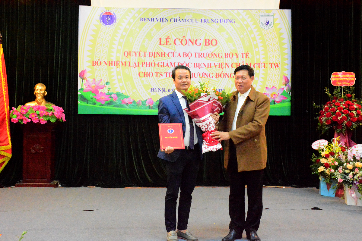 Bộ Y tế bổ nhiệm lại Phó Giám đốc phụ trách kinh tế Bệnh viện Châm cứu Trung ương